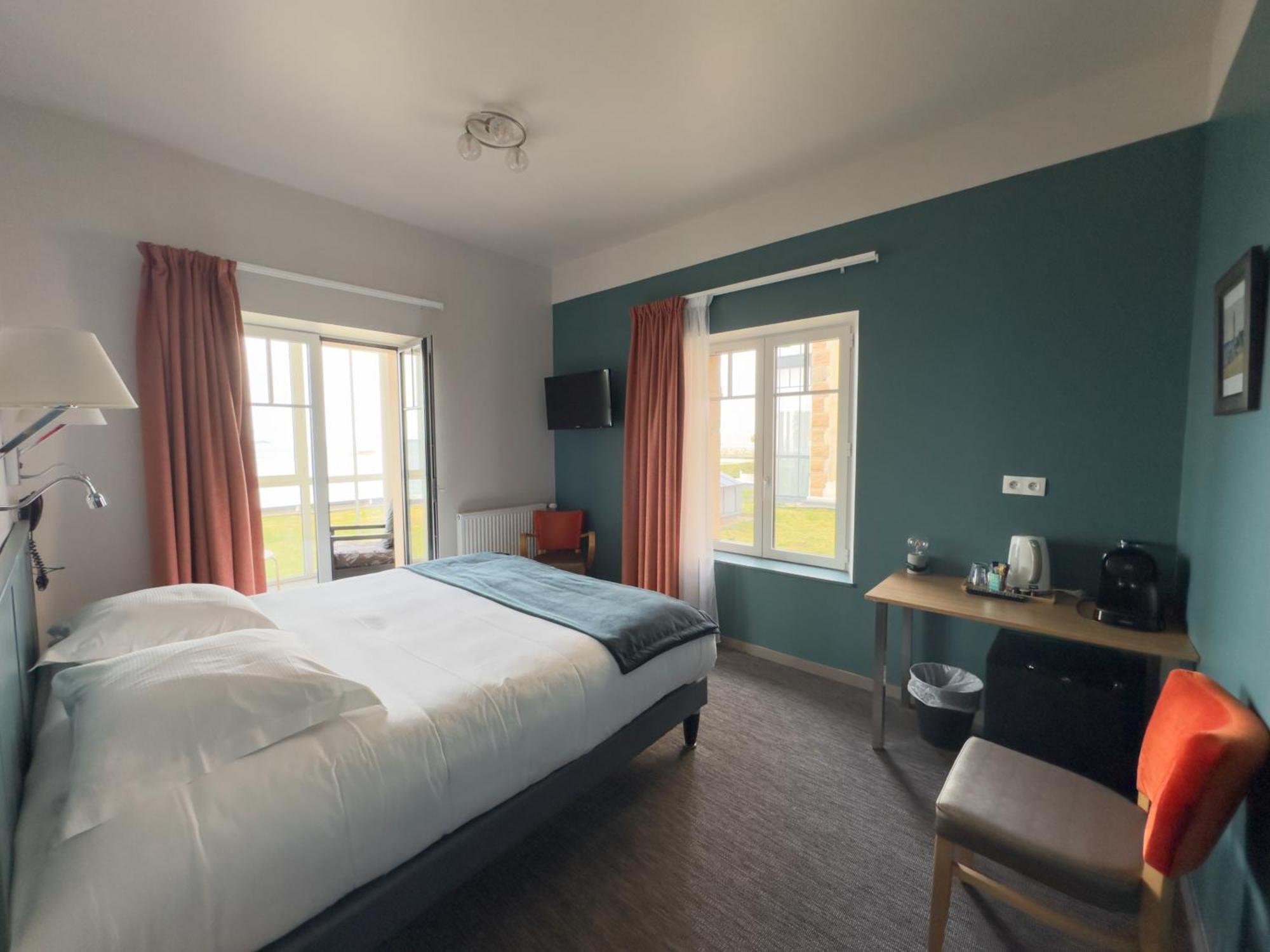 Logis Hotel Ker Mor Перро-Гирк Экстерьер фото